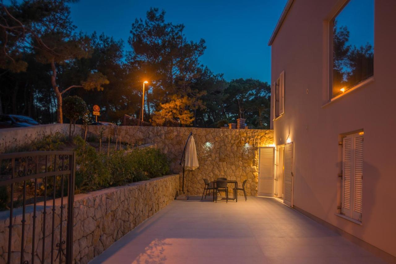 Cikat Bay Residence Mali Lošinj Eksteriør bilde